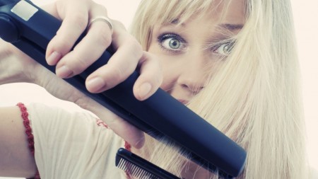 conseils pour ne pas abîmer ses cheveux avec un lisseur vapeur